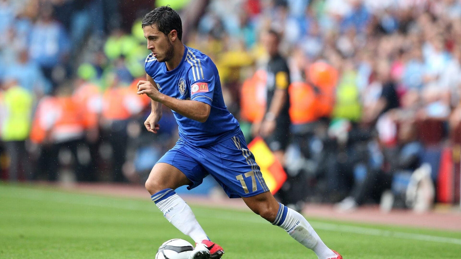 爱游戏登录-意甲豪门争夺世欧洲坛新星，转会费屡创新高，意甲转会榜